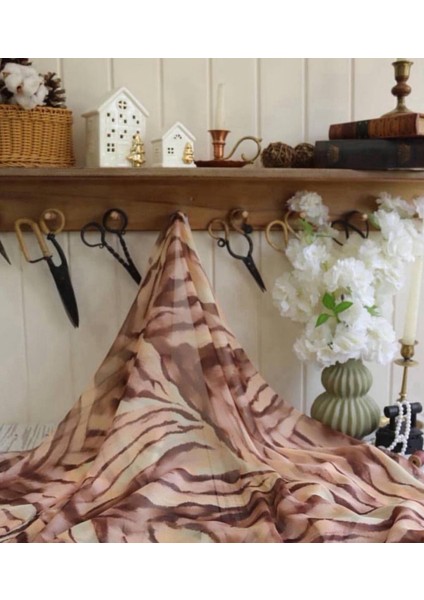 Ake•r Jan Jan Şifon Dökümlü Kumaş