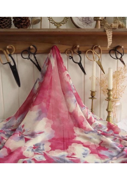 Sulu Boya Desenli Janjan Şifon Kumaş