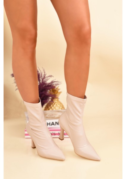 Sivri Burun Şık Çorap Streç Günlük Kadeh Topuk Bot Yarım Çizme