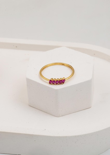 Kırmızı Beştaş 14 Ayar Altın Yüzük fırsatları