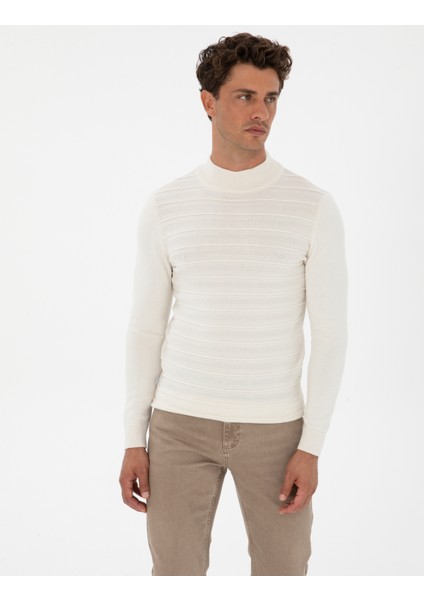 Erkek Ekru Slim Fit Çeyrek Yaka Triko Kazak 50315751-VR019 modelleri