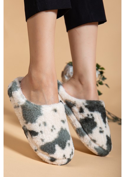 Kadın Desenli Peluş Yumuşak Hafif Ses Yapmayan Kaymaz Taban Çeyiz Bohça Kışlık Ev Terliği