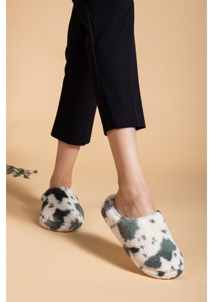 Kadın Desenli Peluş Yumuşak Hafif Ses Yapmayan Kaymaz Taban Çeyiz Bohça Kışlık Ev Terliği modelleri