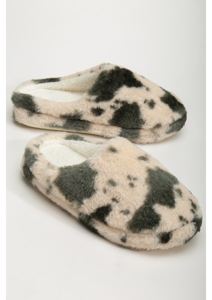 Kadın Desenli Peluş Yumuşak Hafif Ses Yapmayan Kaymaz Taban Çeyiz Bohça Kışlık Ev Terliği