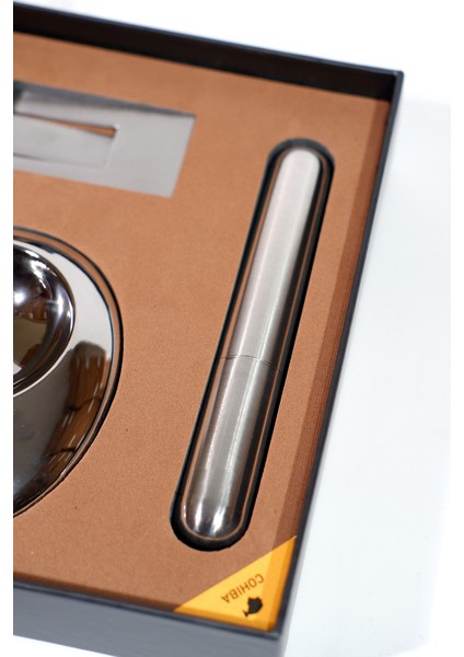 Çakmak Kesici Küllük Sehpa Tüp Gümüş Beşli Puro Seti modelleri