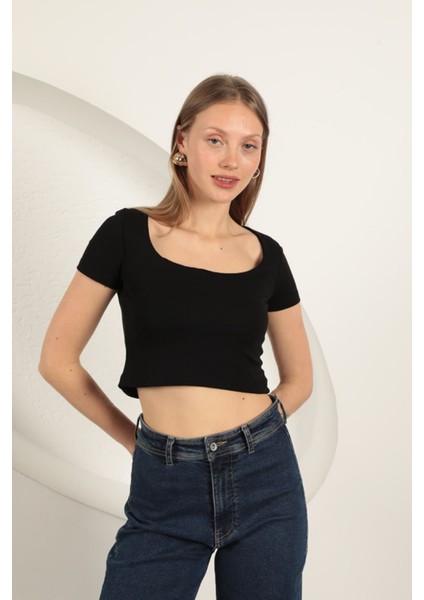 Siyah U Yaka Kısa Kollu Bluz modelleri