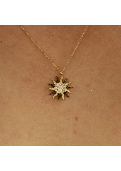 14 Ayar Altın Güneş Figürlü Kolye