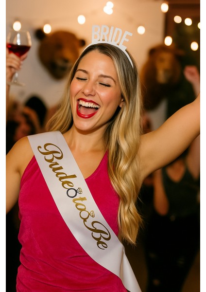 Bride To Be Kuşak Beyaz ÜstüneYazı Gümüş