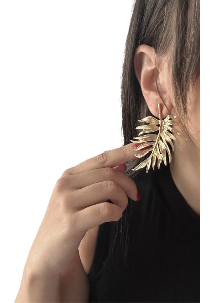 Dokulu Yaprak Küpe modelleri