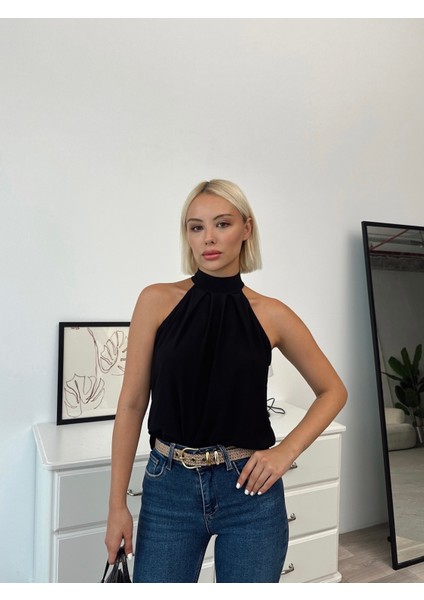 Kadın Halter Yaka Desenli Sandy Kumaş Bluz indirimleri