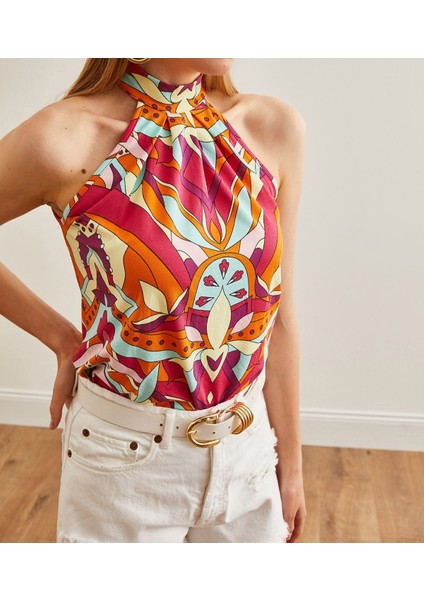 Kadın Halter Yaka Desenli Sandy Kumaş Bluz