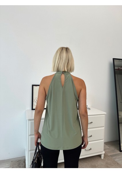 Kadın Halter Yaka Desenli Sandy Kumaş Bluz indirimleri