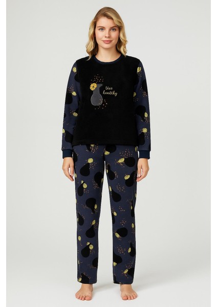 Kadın Polar Pijama Takımı – Yumuşak, Sıcak ve Rahat Ev Giyim 13225