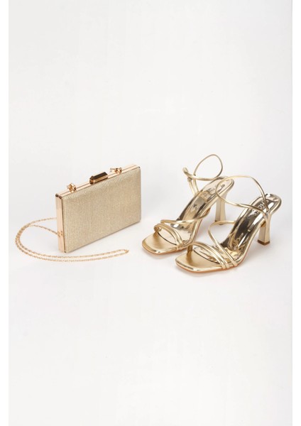MFT Kadın Yazlık Altın Suni Deri Topuklu Ayakkabı ve Çanta Takımı Neolit Tabanlı modelleri
