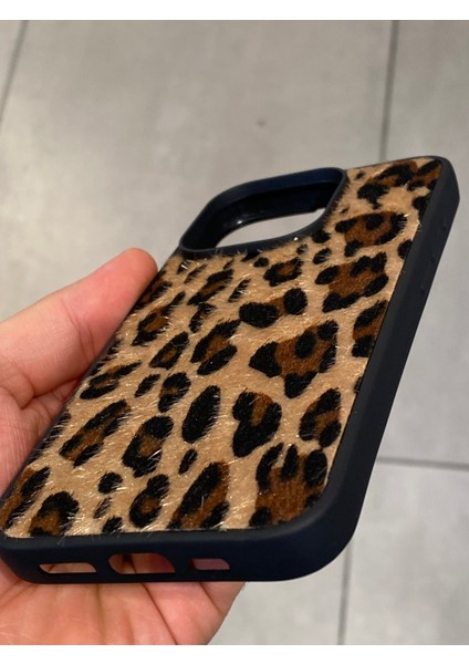 Iphone 15 Pro Max Uyumlu Leopar Desenli Tüylü Silikon Kılıf fırsatları
