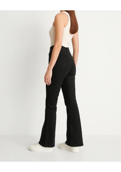 Kadın Siyah Yüksel Bel Likralı Ispanyol Paça Jeans Pantolon modelleri