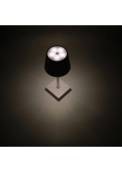 Dokunmatik Modern Masa Üstü Gece Lambası Beyaz Dekoratif Modern Şarjlı Kablosuz LED Işık