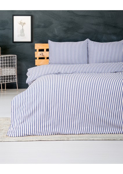 Çizgili Çift Kişilik Lastikli Çarşaflı Nevresim Takımı
