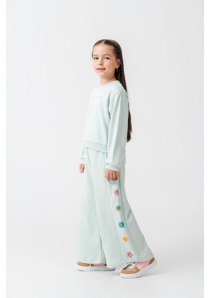 Kız Çocuk Pamuklu Mint Yeşil Çiçek Nakışlı Sweatshirt ve Eşofman Takım modelleri