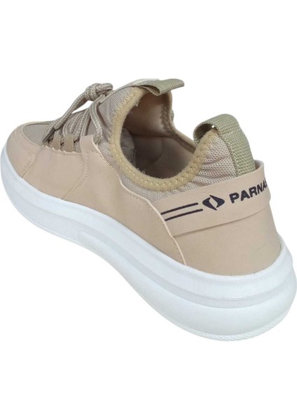 Rahat ve Şık Spor Ayakkabı fiyatları