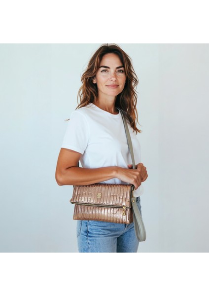 Rose Çapraz Askılı Mıknatıslı ve Fermuarlı Portföy Çanta fırsatları