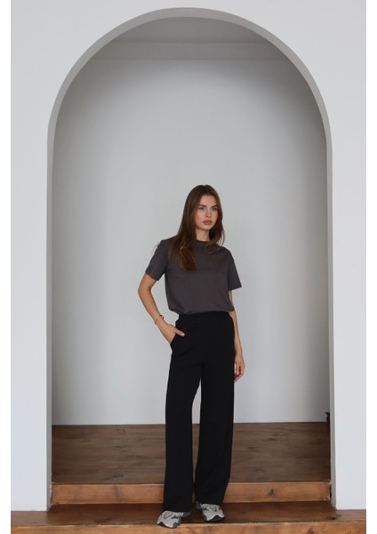 Kadın Dabıl Kumaş Beli Lastikli Yüksek Bel Geniş Kesim Çift Cepli Pantolon modelleri