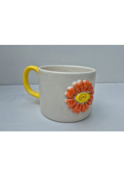 Kilidasanat-Çiçek Motifli Kabartmalı Kupalar