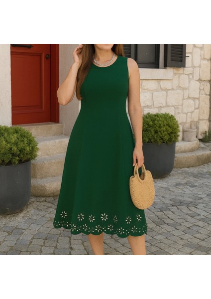 Mdb Kadın Kolsuz Etek Ucu Lazer Kesim Çiçek Desenli Midi Boy Ithal Krep Elbise