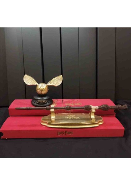 Harry Potter Standlı Asa ve Golden Snitch Figürü