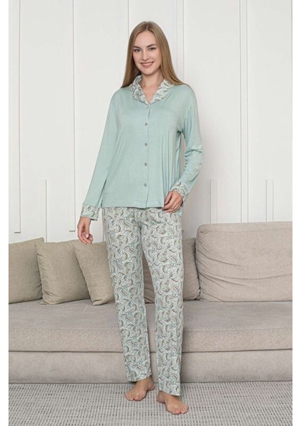 Önden Düğmeli Kadın Pijama Takımı - Su Yeşili Çiçek Desenli Uzun Kol Likralı Rink Viskon modelleri