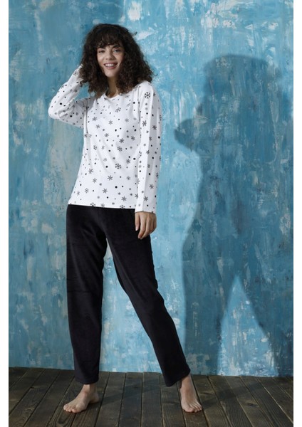 Kadın Desenli Bisiklet Yaka Oversize Interlok Pamuklu Üst Kadife Alt Kışlık Pijama Eşofman Takım fiyatları