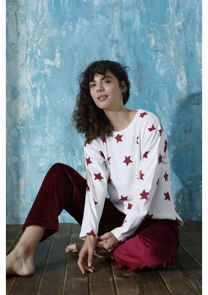 Kadın Desenli Bisiklet Yaka Oversize Interlok Pamuklu Üst Kadife Alt Kışlık Pijama Eşofman Takım modelleri