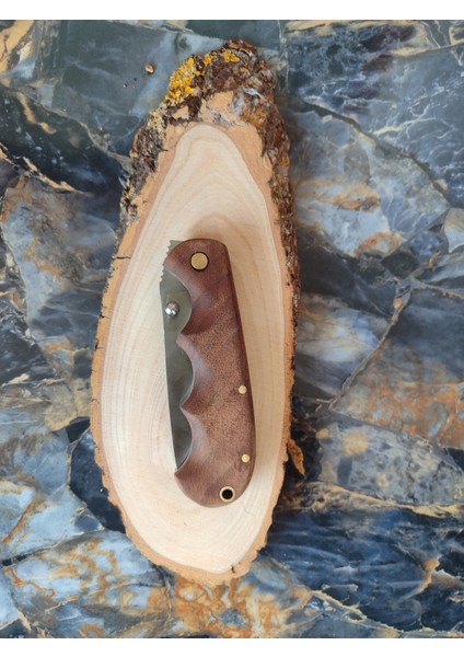 Parmak Oturtmalı Ceviz Kabzalı Çakı – Şıklık ve Fonksiyonelliğin Buluşması fiyatları