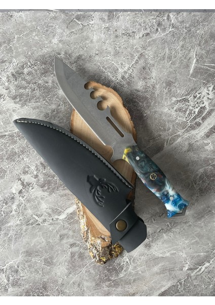 4034 Çelik Kamp ve Av Bıçağı – Mavi-Beyaz Epoksi Kabzeli, El Yapımı, Cam Kırmalı – 26,5 cm fiyatları