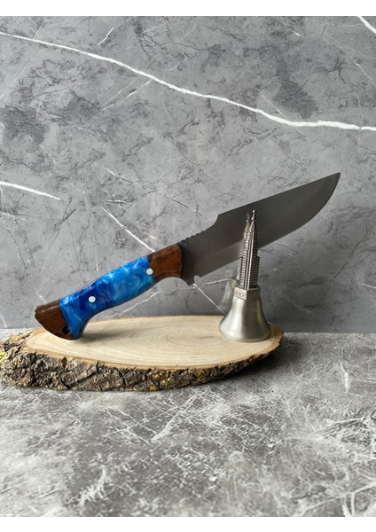 Hibrit Mavi Epoksi Kabzeli El Yapımı Kılıflı Kamp ve Av Bıçağı – 26,5 cm fırsatları