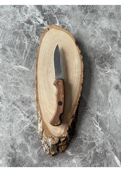 Mini Kamp Çakısı – Ceviz Kabze – 5,5 cm Namlu – Sırttan Kilitli – Kılıflı