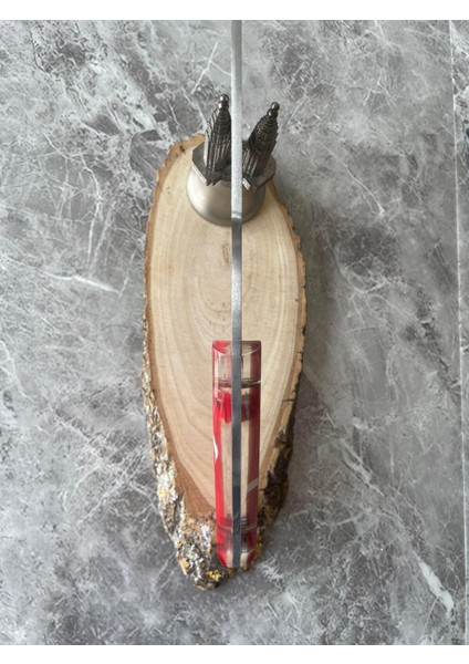 Kurt ve 3 Hilal Desenli 4116 Çelik Kamp & Av Bıçağı – Kırmızı Epoksi Ayyıldız Kabze, Özel Kılıflı modelleri