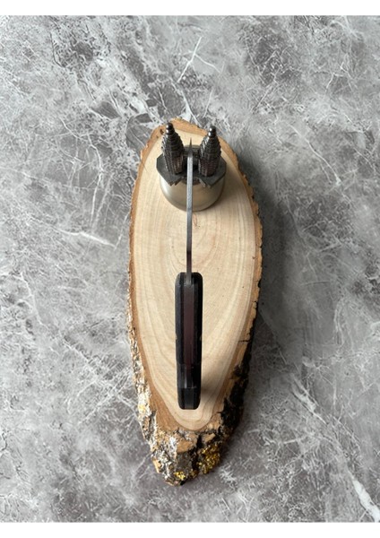 Şimşek Desenli Kamp Çakısı – Venge Kabze – 6,5 cm Namlu – Sırttan Kilitli – Kılıflı modelleri