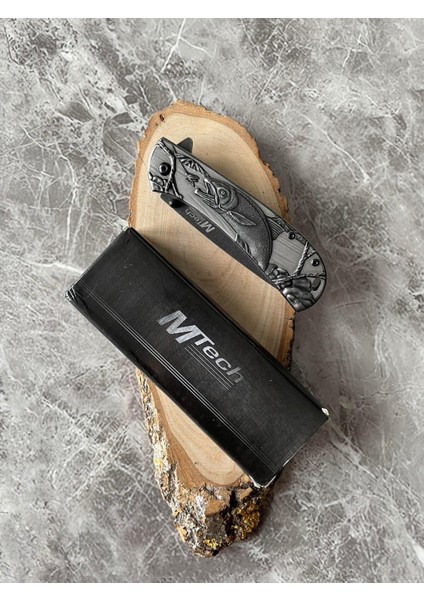 Mtech MT1002E Kamp Çakısı – Karbon Kaplama, Balık Işlemeli Kabze, Klipsli, Outdoor & Hediyelik fırsatları