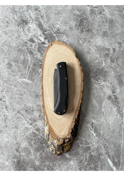 Kurt Gravürlü Verzalit Kabzeli Sırttan Kilitli Kamp Çakısı – 19 cm indirimleri