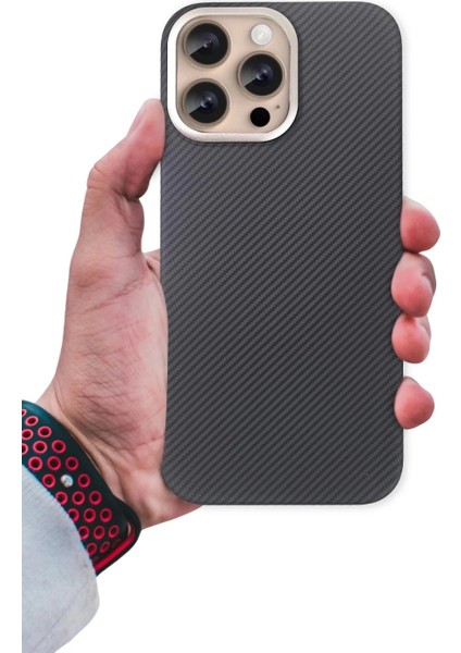 iPhone 16 Pro Besa Magsafe Kapak - Siyah modelleri