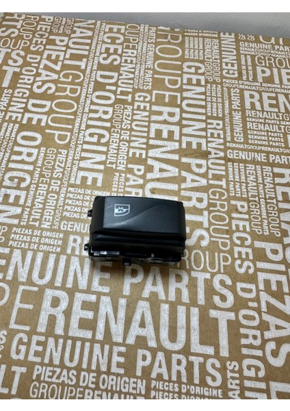 Arka Cam Kilitleme Butonu - Dacia Duster