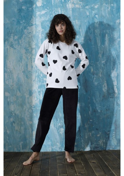 Kadın Bisiklet Yaka Düşük Omuz Interlok Pamuklu Üst Kadife Alt Kışlık Pijama Eşofman Takımı