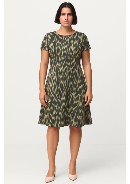 Dökümlü Rahat Kalıp Günlük Penye Kumaş Elbise