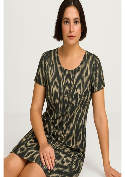 Dökümlü Rahat Kalıp Günlük Penye Kumaş Elbise modelleri