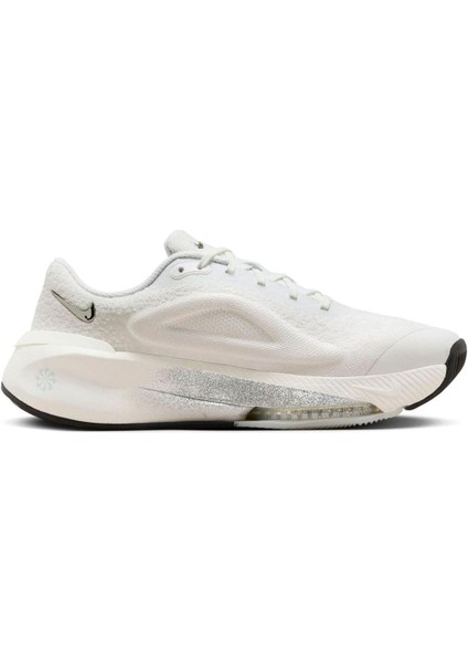 (Wmns) Versair Premium Zirve Beyazı Metalik Gümüş Spor Ayakkabı modelleri