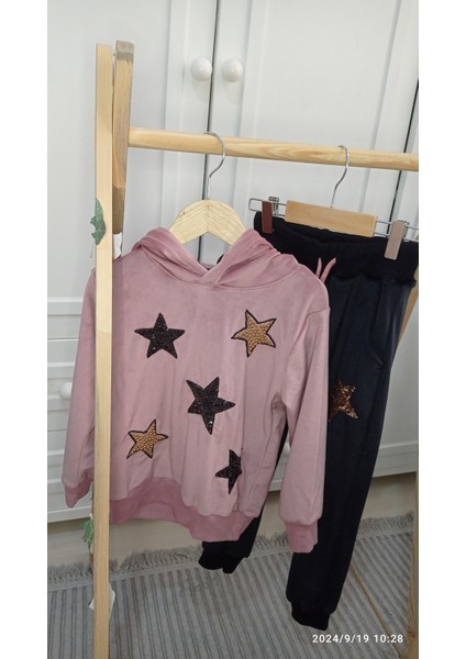 Işlemeli Kadife Eşofman Takımı