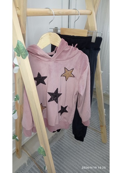 Işlemeli Kadife Eşofman Takımı fiyatları