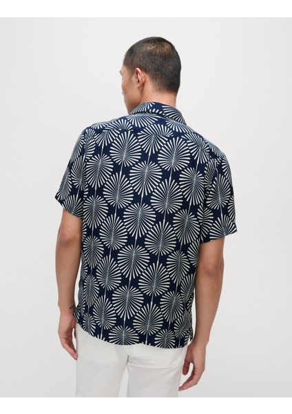 Geometrik Desenli Küba Yaka Gömlek modelleri