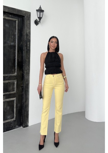 Paçaları Dikişsiz ve Yüksek Belli Kadın Kot Pantolon Mom Fit Jean Açık Sarı